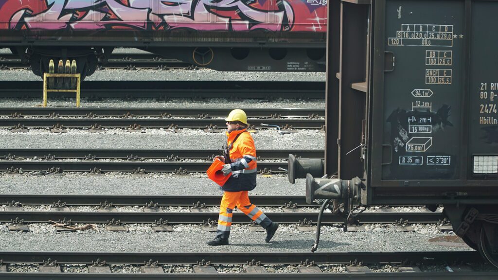 00a_CASE_OEBB_03_16x9