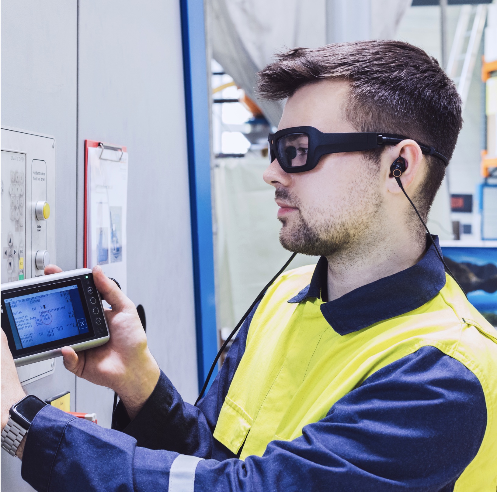 BETTER FROM A DISTANCE: WHY COMPANIES SHOULD EMBRACE REMOTE SERVICE SOLUTIONS